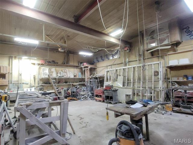 8680 Hwy 67 S, Fredericktown, MO 63645