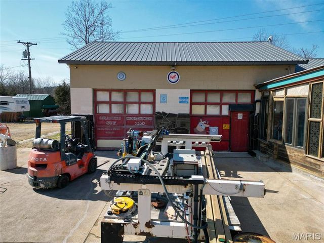 8680 Hwy 67 S, Fredericktown, MO 63645