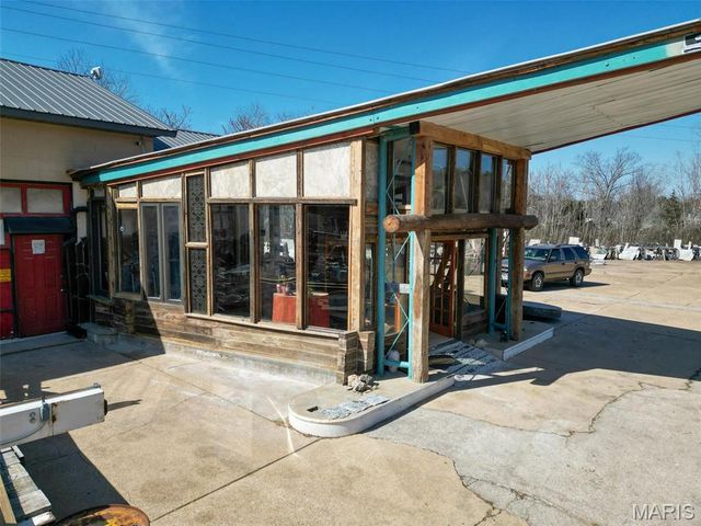 8680 Hwy 67 S, Fredericktown, MO 63645