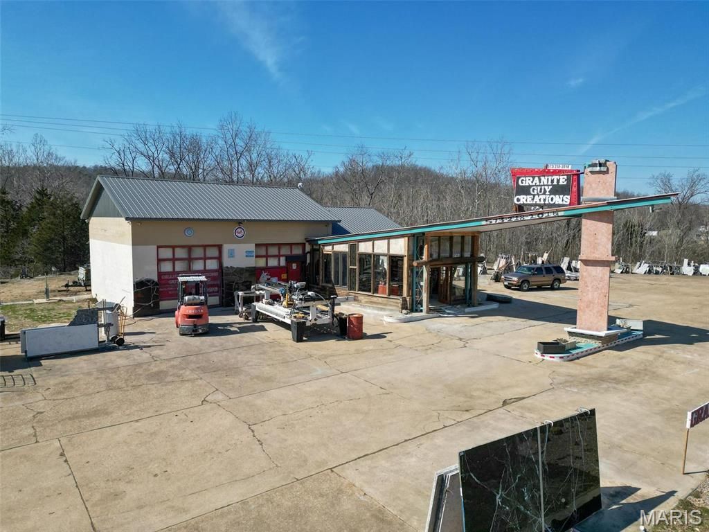 8680 Hwy 67 S, Fredericktown, MO 63645