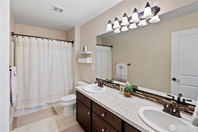 6105 63rd Avenue Ct NW, Gig Harbor, WA 98335