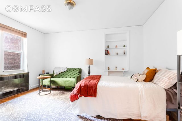 30 Bogardus Pl Apt 2C, New York City, NY 10040