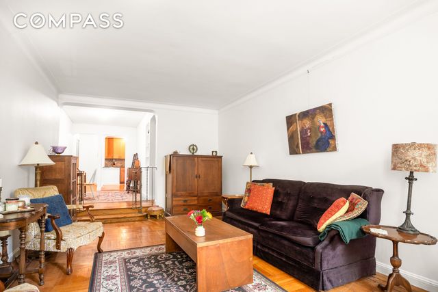 30 Bogardus Pl Apt 2C, New York City, NY 10040
