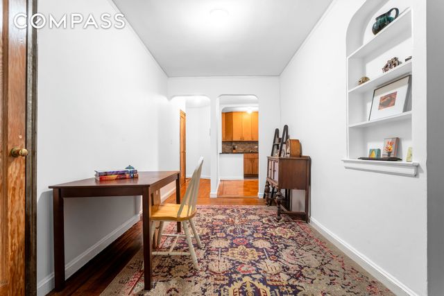 30 Bogardus Pl Apt 2C, New York City, NY 10040