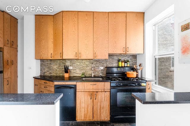 30 Bogardus Pl Apt 2C, New York City, NY 10040