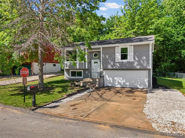 829 Country Haven Drive, Imperial, MO 63052