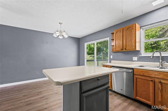 829 Country Haven Drive, Imperial, MO 63052