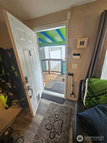 13201 Pacific Highway, Long Beach, WA 98631