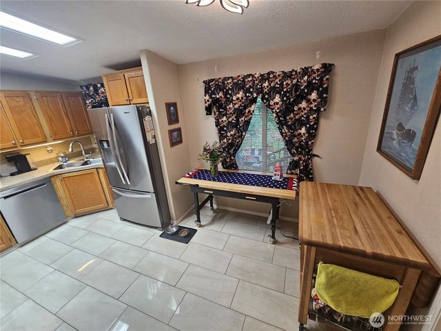 13201 Pacific Highway, Long Beach, WA 98631