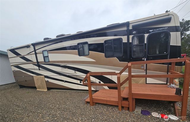 13201 Pacific Highway, Long Beach, WA 98631