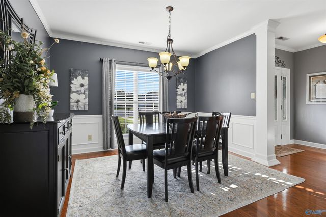 3706 Hatfield Cove SW, Decatur, AL 35603