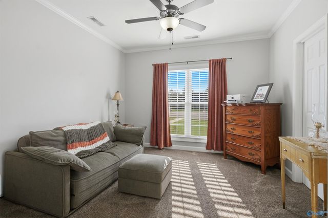 3706 Hatfield Cove SW, Decatur, AL 35603