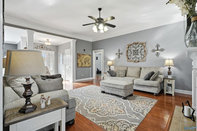 3706 Hatfield Cove SW, Decatur, AL 35603