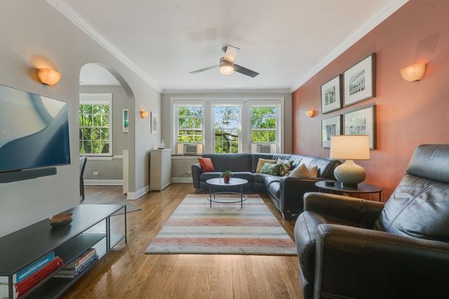 1217 Hull Terrace 3A, Evanston, IL 60202