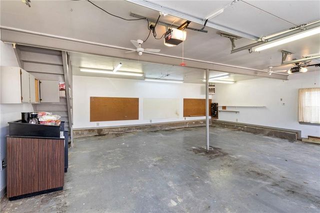 17301 E Cheyenne Drive, Independence, MO 64056