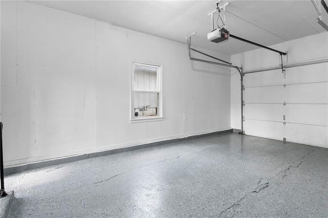 17301 E Cheyenne Drive, Independence, MO 64056