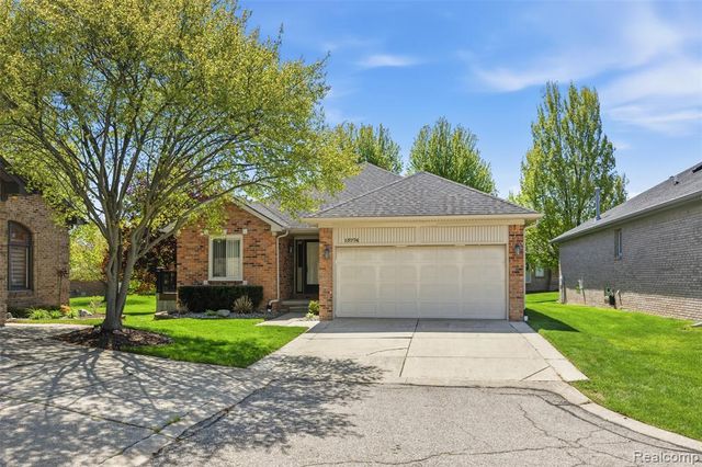 15774 Montego Bay Court, Clinton Township, MI 48035