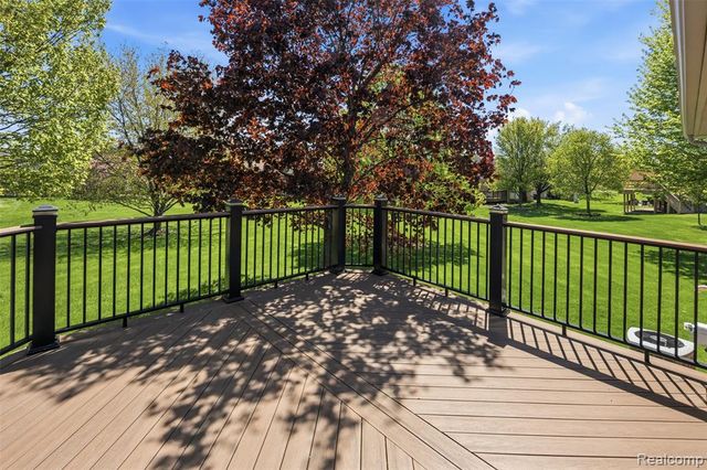 15774 Montego Bay Court, Clinton Township, MI 48035