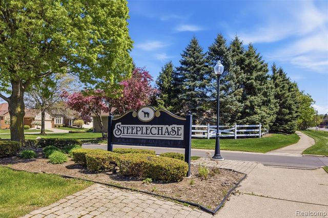 15774 Montego Bay Court, Clinton Township, MI 48035