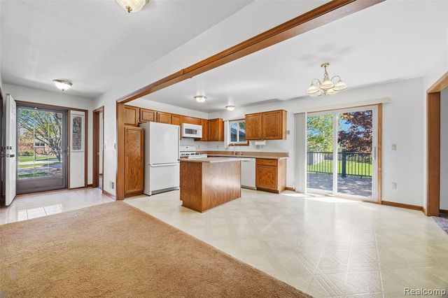 15774 Montego Bay Court, Clinton Township, MI 48035