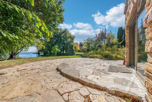 85 LAKE REST AVENUE, Oshkosh, WI 54902