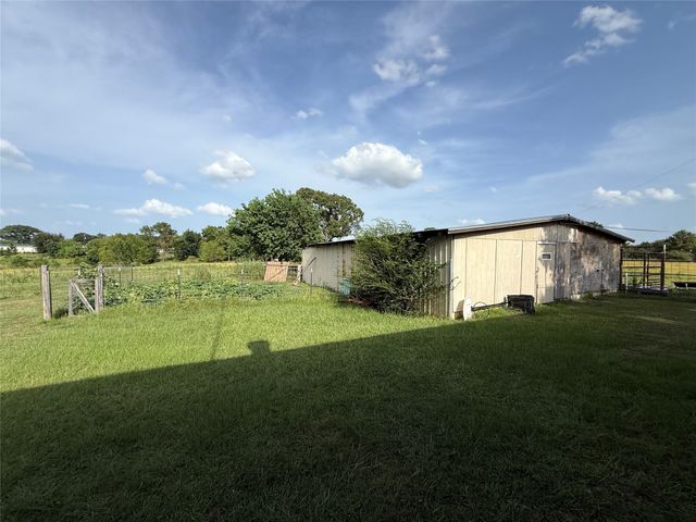 13658 Woodridge, Eustace, TX 75124