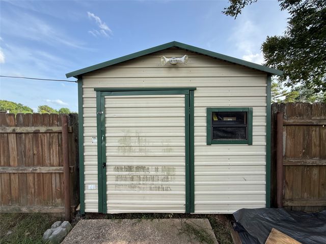 13658 Woodridge, Eustace, TX 75124