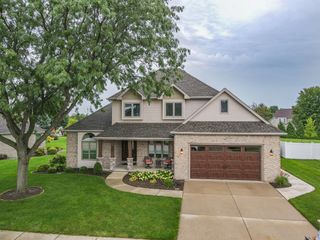 564 Barry Turn, Manteno, IL 60950