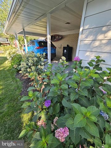 108 LANCASTER BLVD, Mechanicsburg, PA 17055