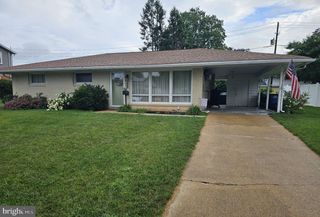 108 LANCASTER BLVD, Mechanicsburg, PA 17055