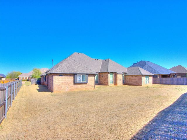 15213 Wilford Way, Edmond, OK 73013