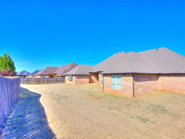 15213 Wilford Way, Edmond, OK 73013