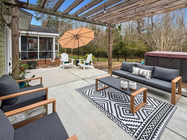 136 Fulmar Place, Charleston, SC 29414