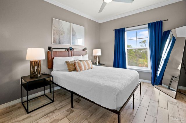 6587 Carlinga Dr, Pensacola, FL 32507