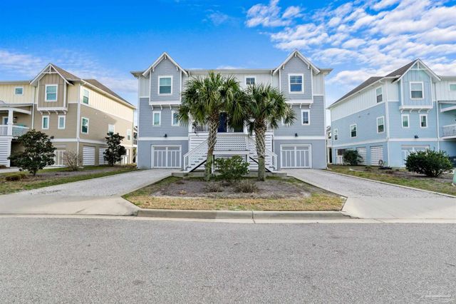 6587 Carlinga Dr, Pensacola, FL 32507