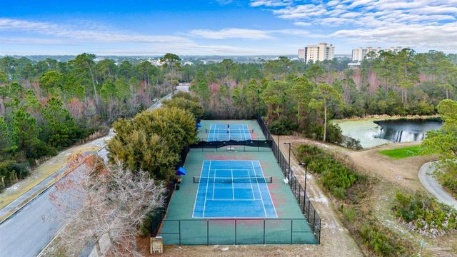 6587 Carlinga Dr, Pensacola, FL 32507