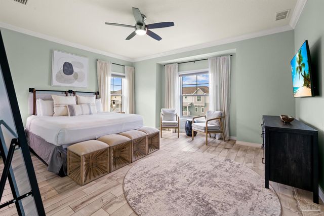 6587 Carlinga Dr, Pensacola, FL 32507