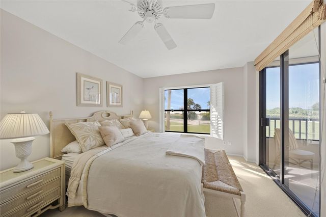5740 MIDNIGHT PASS ROAD 104F, Sarasota, FL 34242