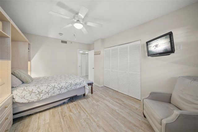 5740 MIDNIGHT PASS ROAD 104F, Sarasota, FL 34242