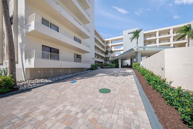 5740 MIDNIGHT PASS ROAD 104F, Sarasota, FL 34242