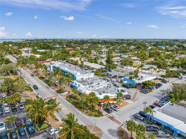 5740 MIDNIGHT PASS ROAD 104F, Sarasota, FL 34242