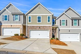 7492 Knoll Hollow Road, Lithonia, GA 30058