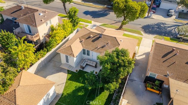 5037 Faust, Lakewood, CA 90713