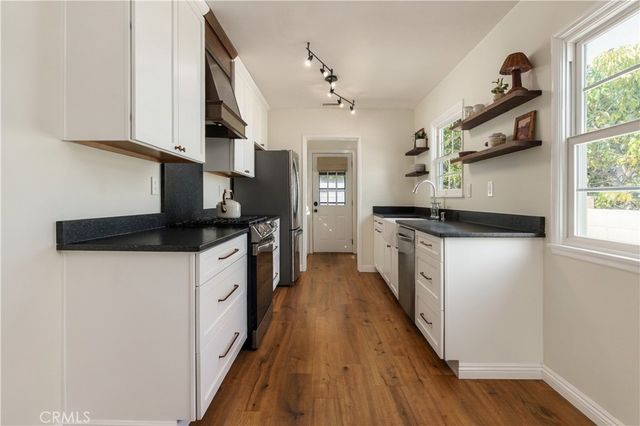 5037 Faust, Lakewood, CA 90713