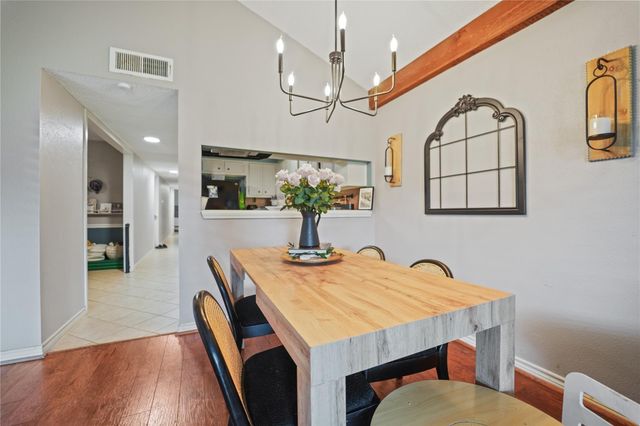 1314 Town Circle 1, Baytown, TX 77520