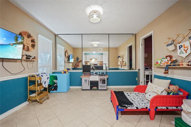 1314 Town Circle 1, Baytown, TX 77520