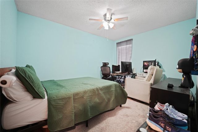 1314 Town Circle 1, Baytown, TX 77520