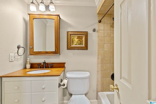 5029 GREYSTONE WAY, Hoover, AL 35242