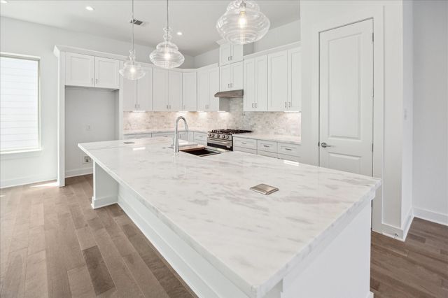 1607 Roy Street, Houston, TX 77007