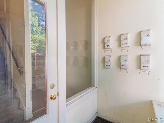 2328 S 9th Street, St Louis, MO 63104